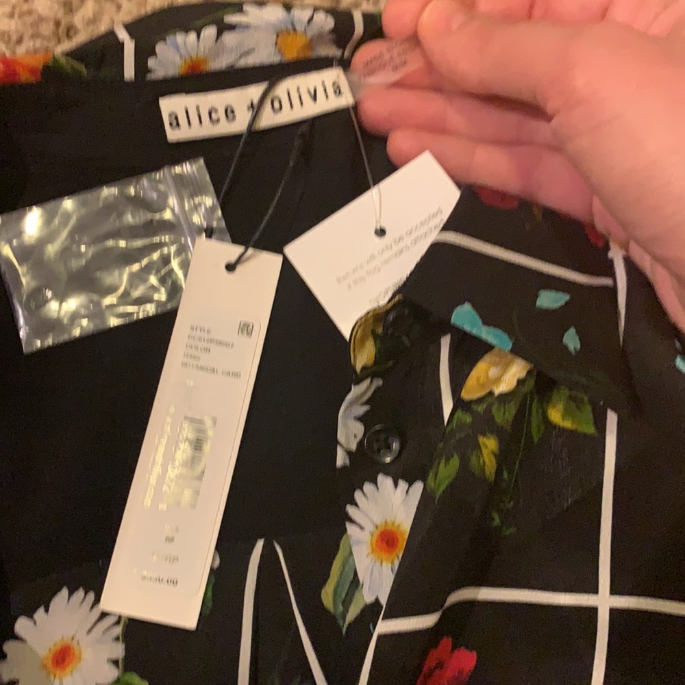 Alice and Olivia Willa botanical card - Picture 4 of 5